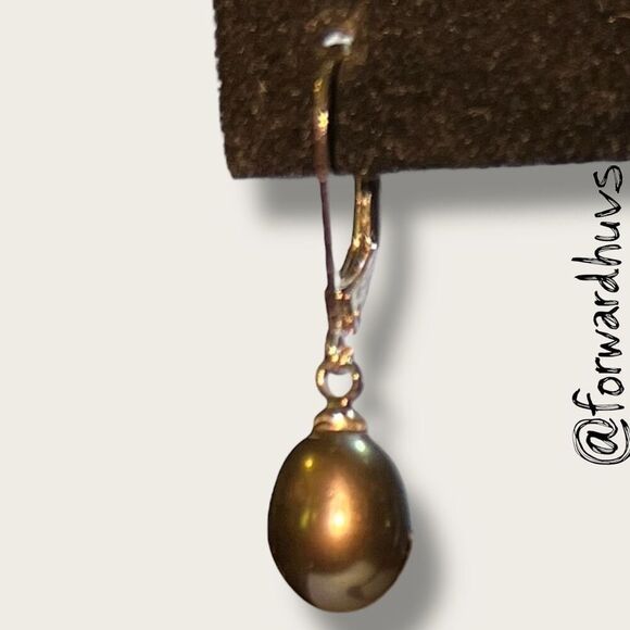 Elegant Black Pearl Drop Earrings - Picture 6 of 12